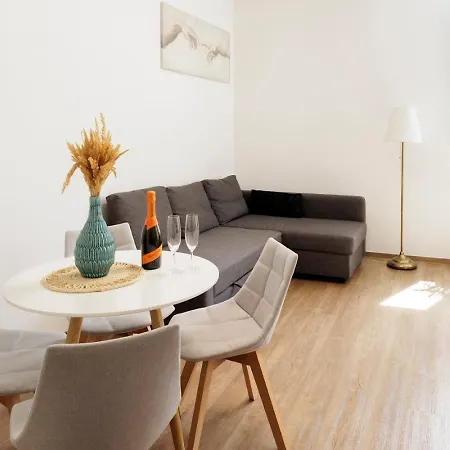 Boutique Flat In Old Town Apartment