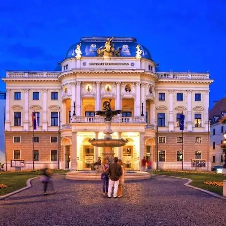 Boutique Flat In Old Town Lejlighed